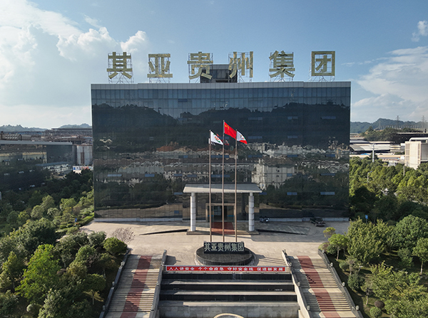 王飛.jpg
